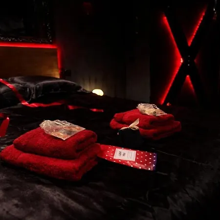 La Tentation - Spa, Champagne, Lit King Size *